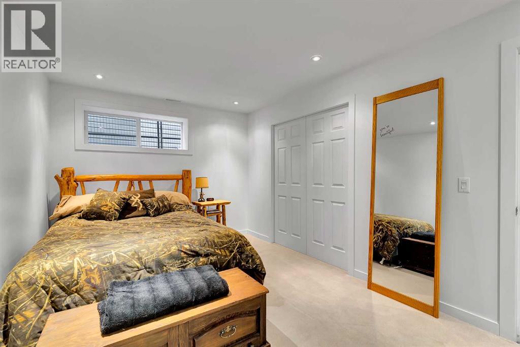 65 Sunset Heights, Cochrane, Alberta T4C 0C7 - Photo 23 - A2283840