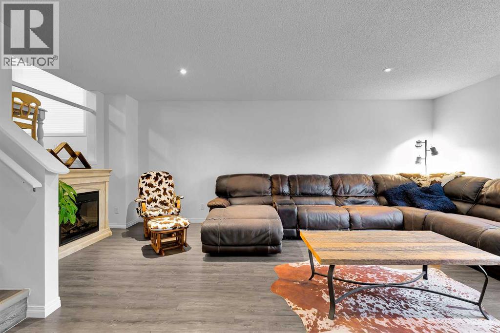 65 Sunset Heights, Cochrane, Alberta T4C 0C7 - Photo 18 - A2283840