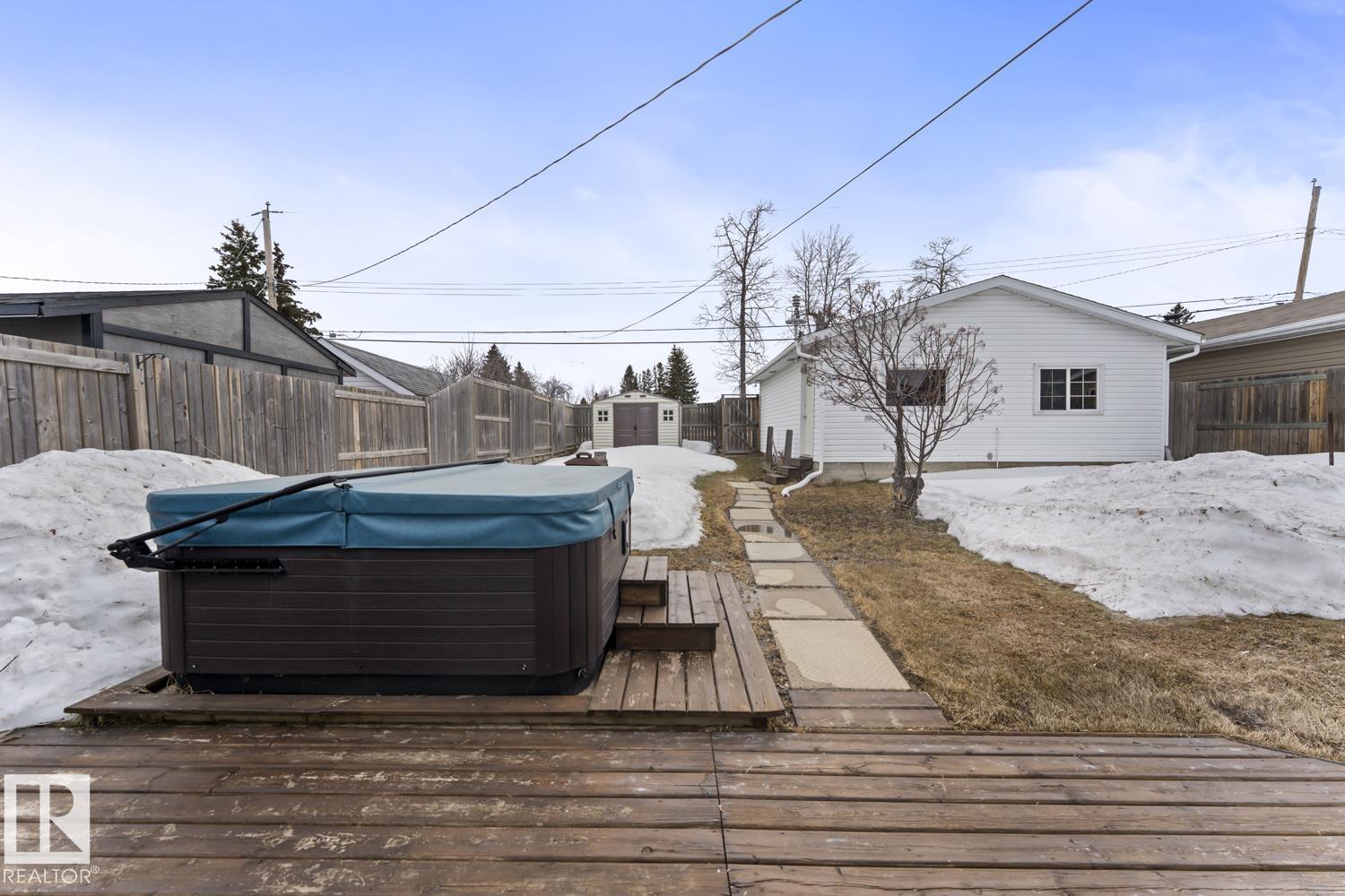 517 10 St, Cold Lake, Alberta  T9M 1A9 - Photo 3 - E4482449