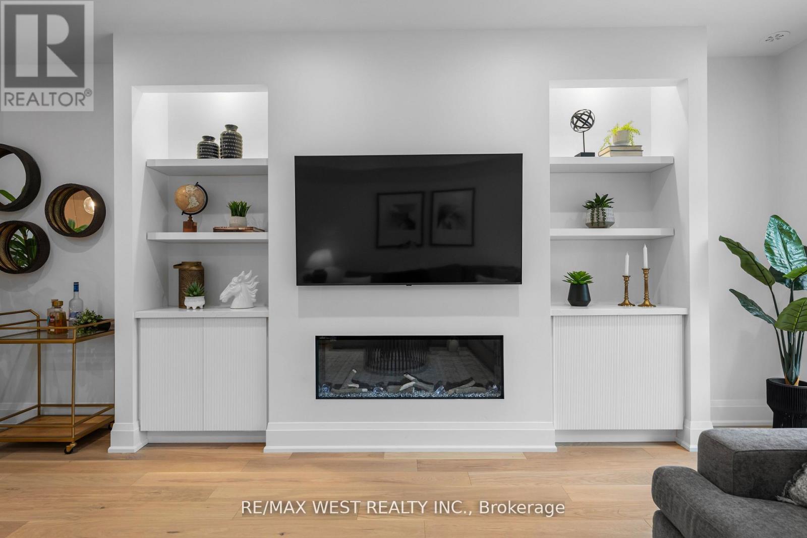 64 Gwynne Avenue, Toronto, Ontario  M6K 2C4 - Photo 18 - W13004038