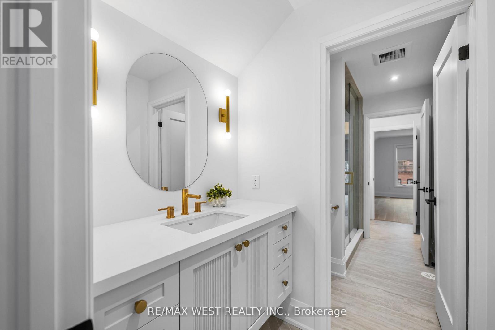 64 Gwynne Avenue, Toronto, Ontario  M6K 2C4 - Photo 32 - W13004038