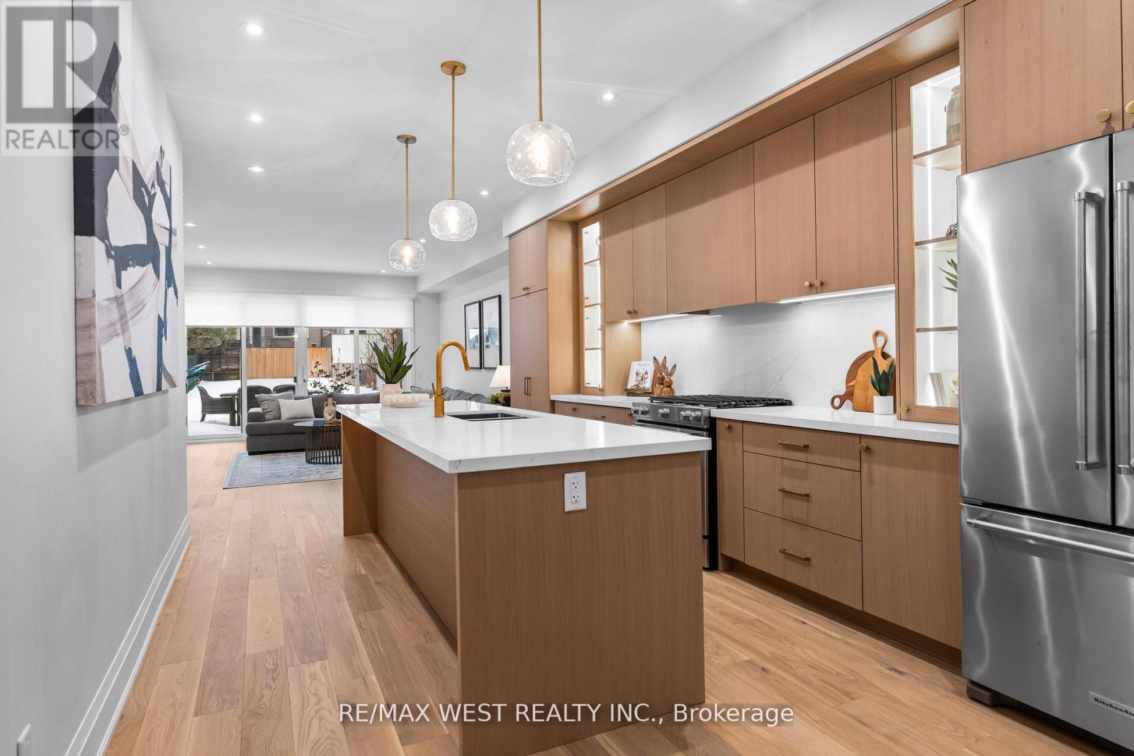 64 Gwynne Avenue, Toronto, Ontario  M6K 2C4 - Photo 9 - W13004038