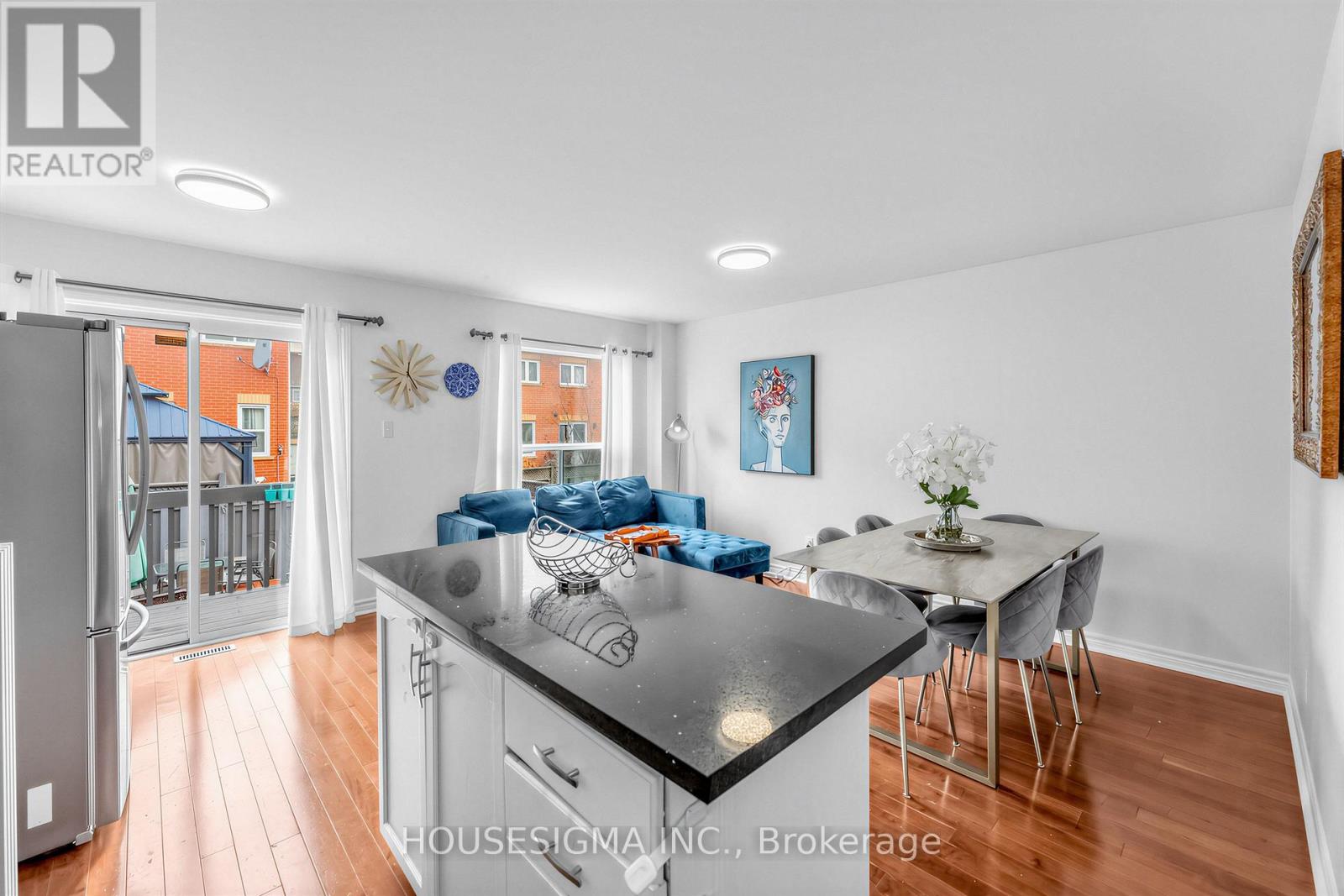 3987 Discovery Court, Mississauga, Ontario  L5N 7H8 - Photo 11 - W13004056