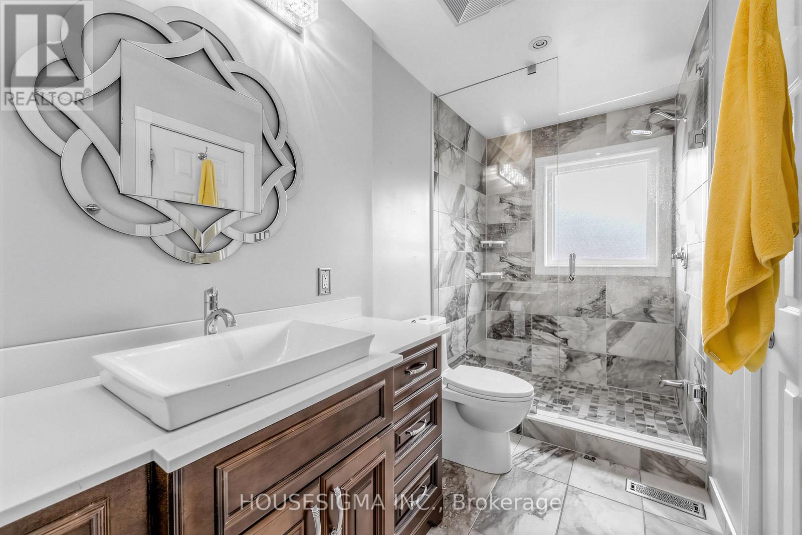 3987 Discovery Court, Mississauga, Ontario  L5N 7H8 - Photo 20 - W13004056