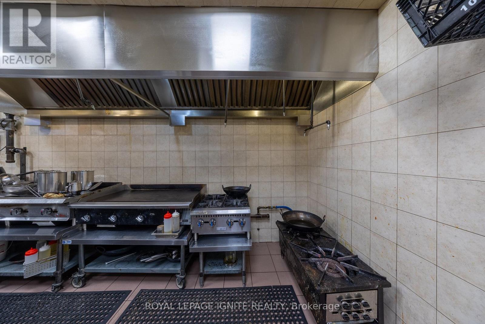 1 - 1706 Dundas Street E, Mississauga, Ontario  L4X 1L7 - Photo 21 - W13004064