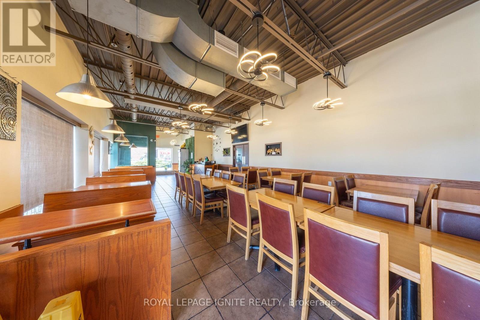 1 - 1706 Dundas Street E, Mississauga, Ontario  L4X 1L7 - Photo 4 - W13004064