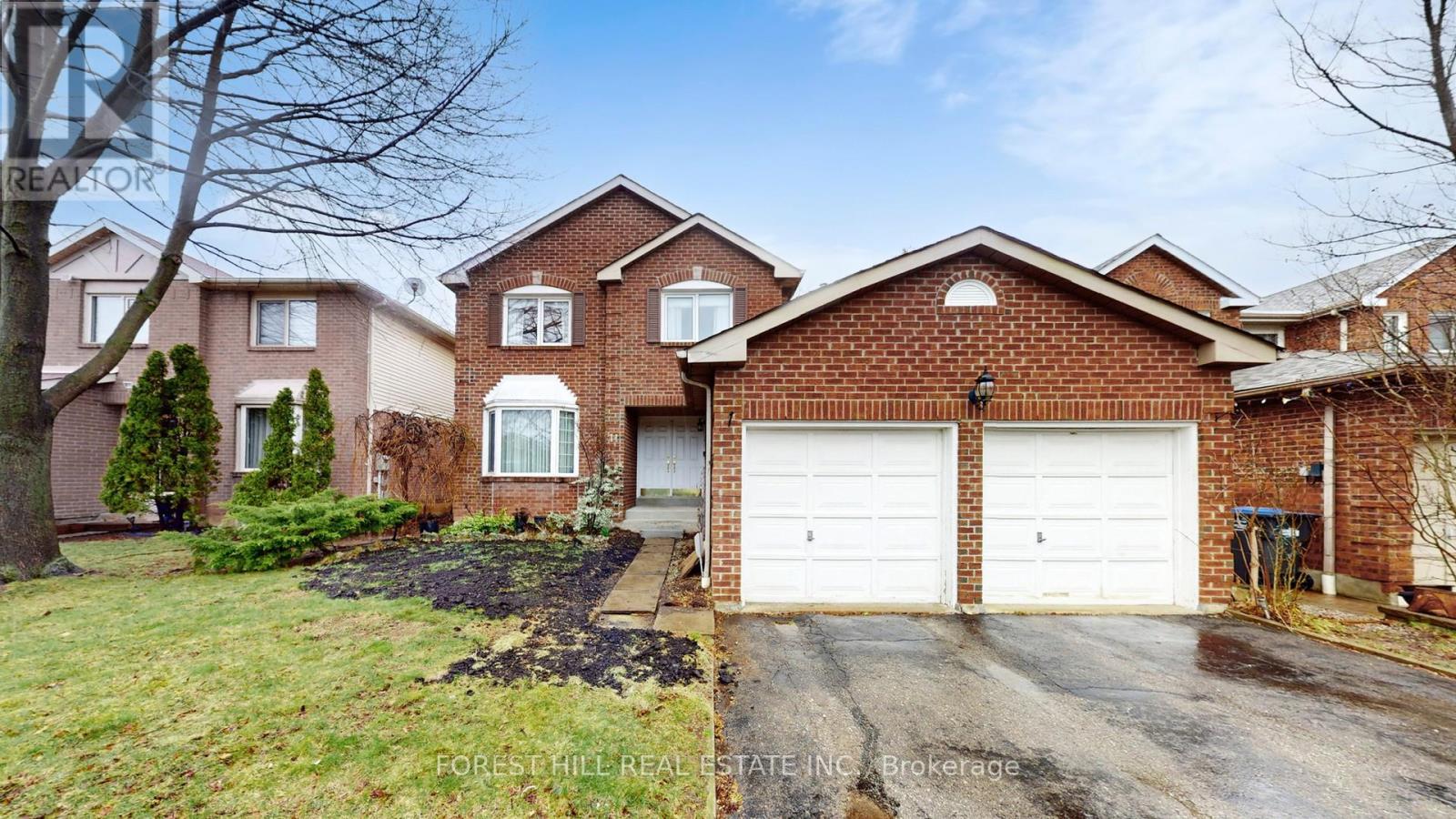 11 Keystone Drive, Brampton, Ontario  L6Y 3K8 - Photo 1 - W13004096