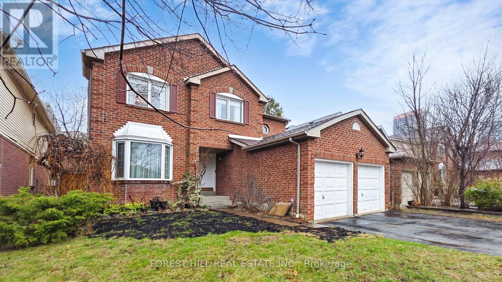 11 Keystone Drive, Brampton, Ontario  L6Y 3K8 - Photo 2 - W13004096