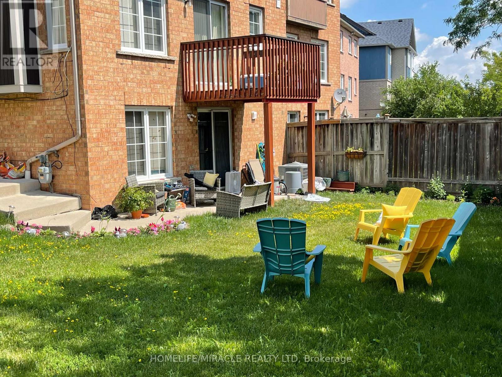 2415 Bankside Drive, Mississauga, Ontario  L5M 6E6 - Photo 3 - W13004106