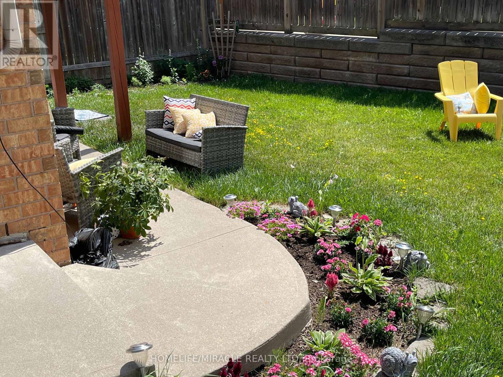 2415 Bankside Drive, Mississauga, Ontario  L5M 6E6 - Photo 5 - W13004106