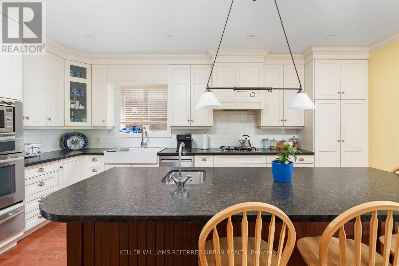 317 Rathburn Road, Toronto, Ontario  M9B 2L7 - Photo 11 - W13004108