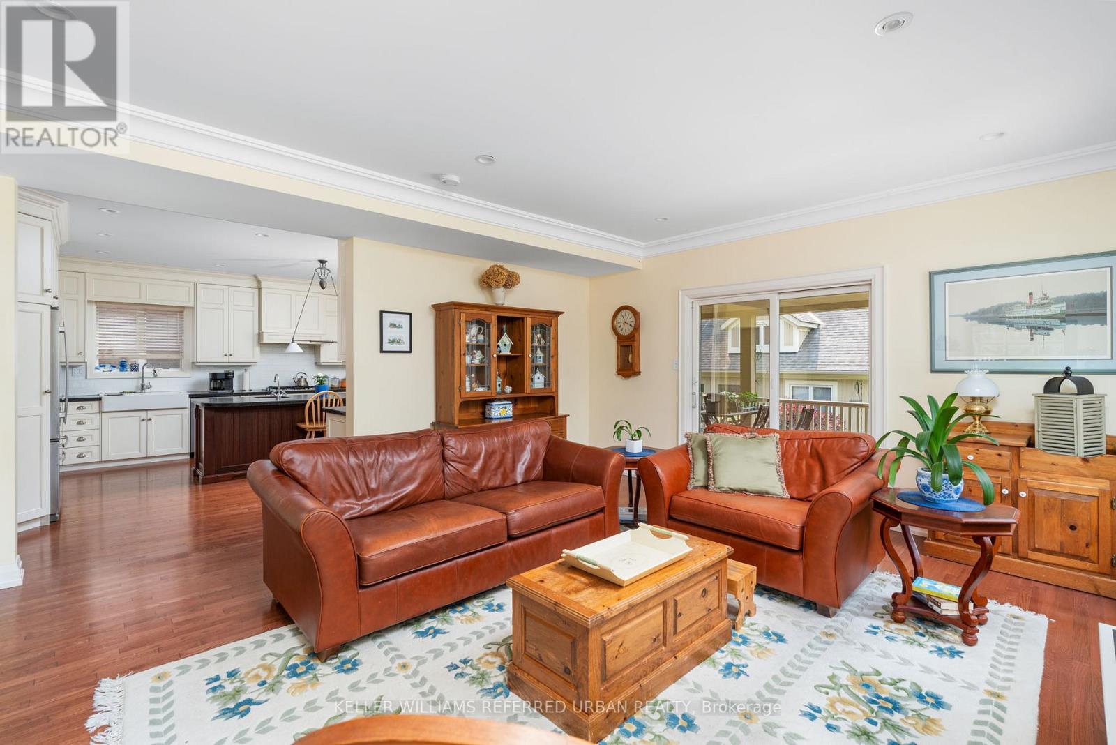 317 Rathburn Road, Toronto, Ontario  M9B 2L7 - Photo 5 - W13004108