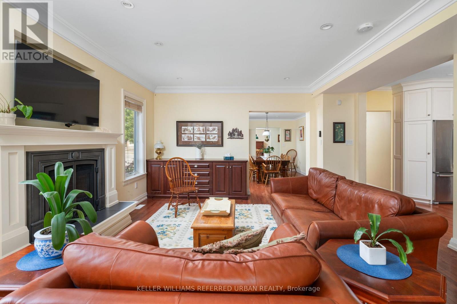 317 Rathburn Road, Toronto, Ontario  M9B 2L7 - Photo 6 - W13004108