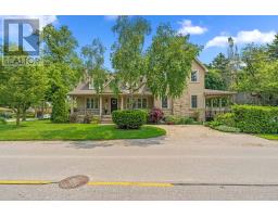 317 RATHBURN ROAD, Toronto, Ontario