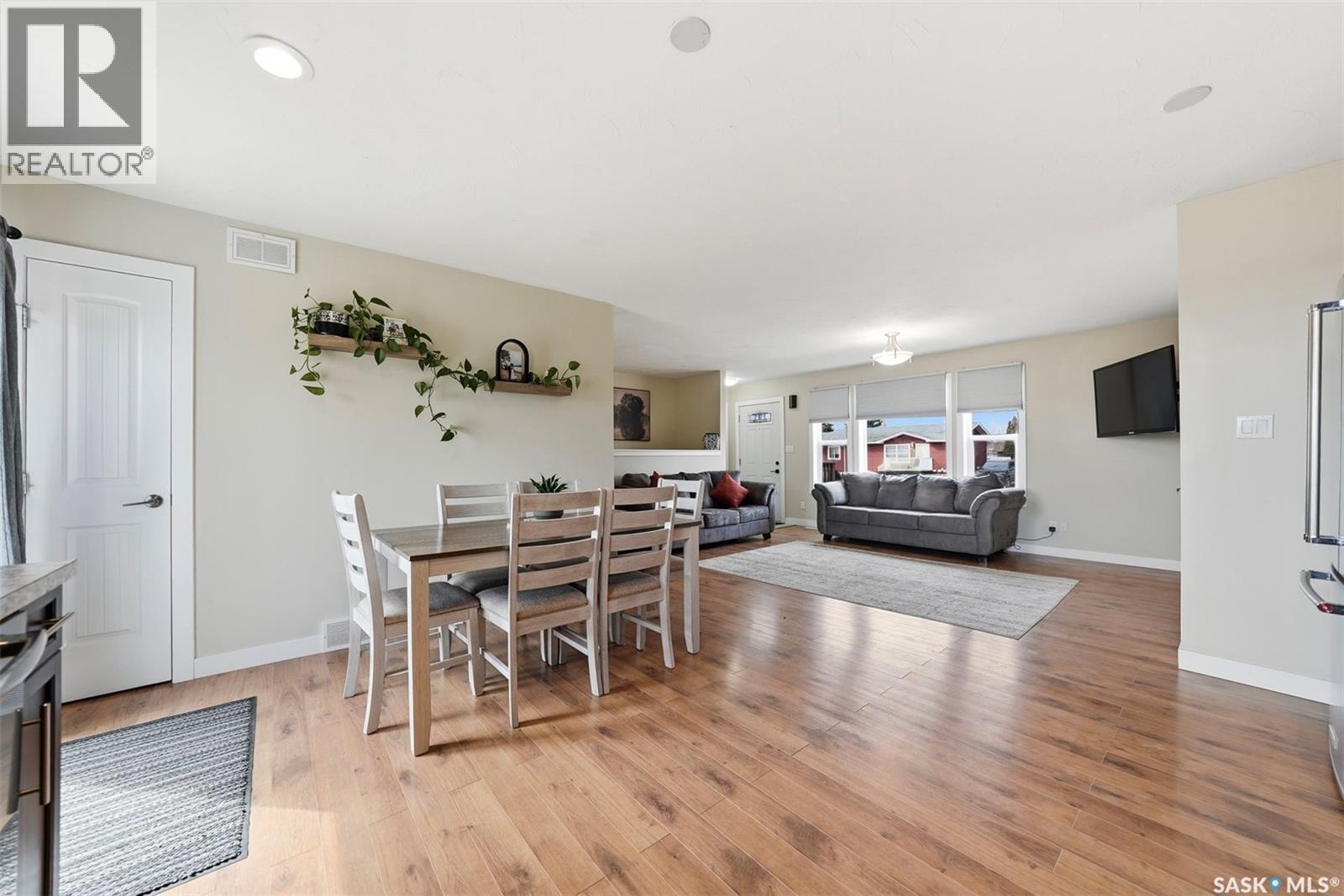 904 P Avenue, Perdue, Saskatchewan  S0K 3C0 - Photo 15 - SK033034