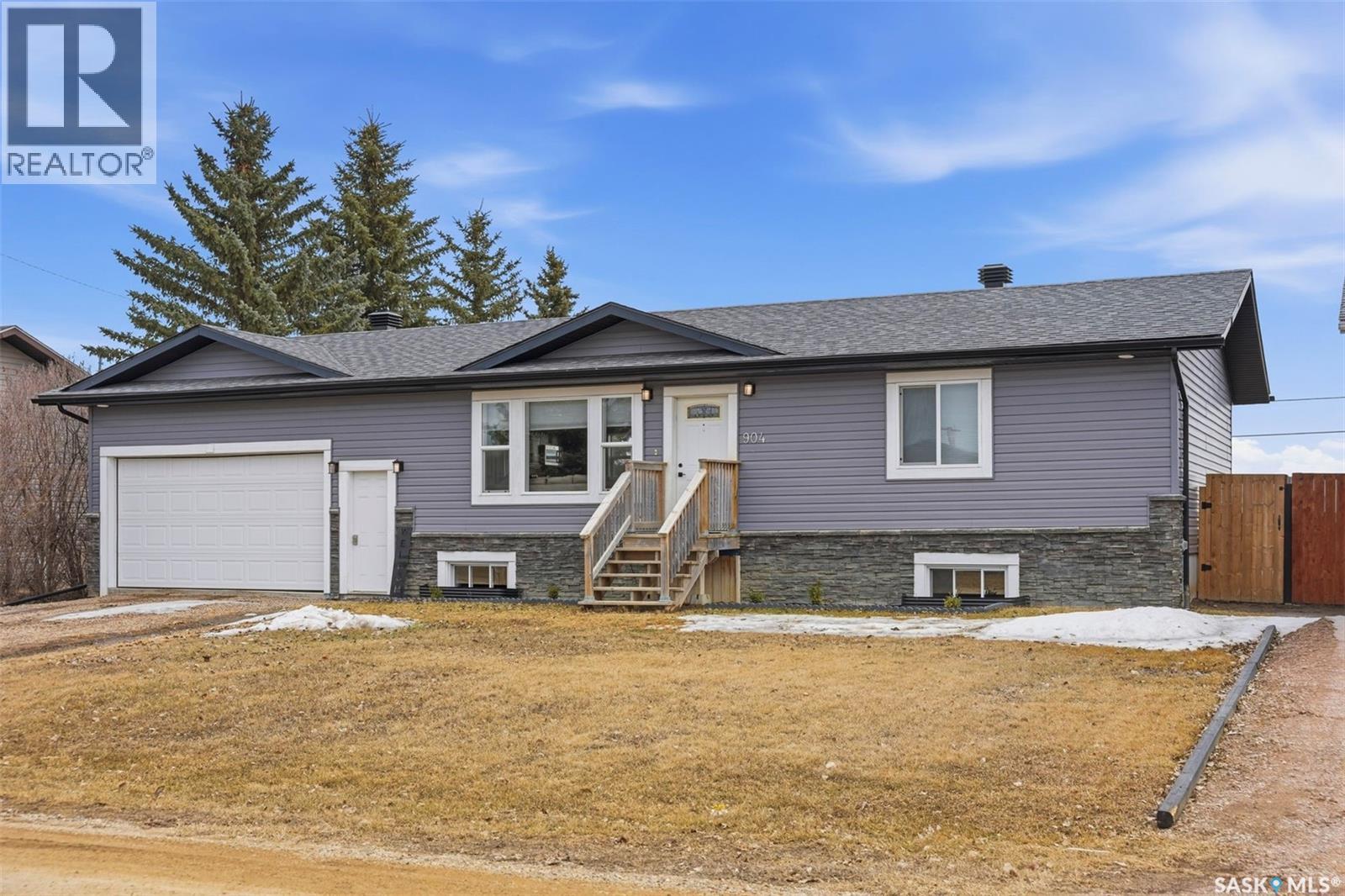 904 P Avenue, Perdue, Saskatchewan  S0K 3C0 - Photo 3 - SK033034