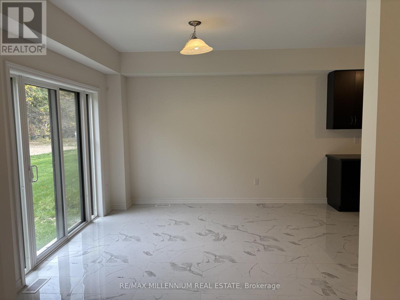 7 Mckernan Avenue, Brantford, Ontario  N3V 0C1 - Photo 11 - X13004068