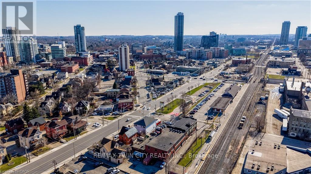 150 Victoria Street N, Kitchener, Ontario  N2H 5C6 - Photo 26 - X13004090