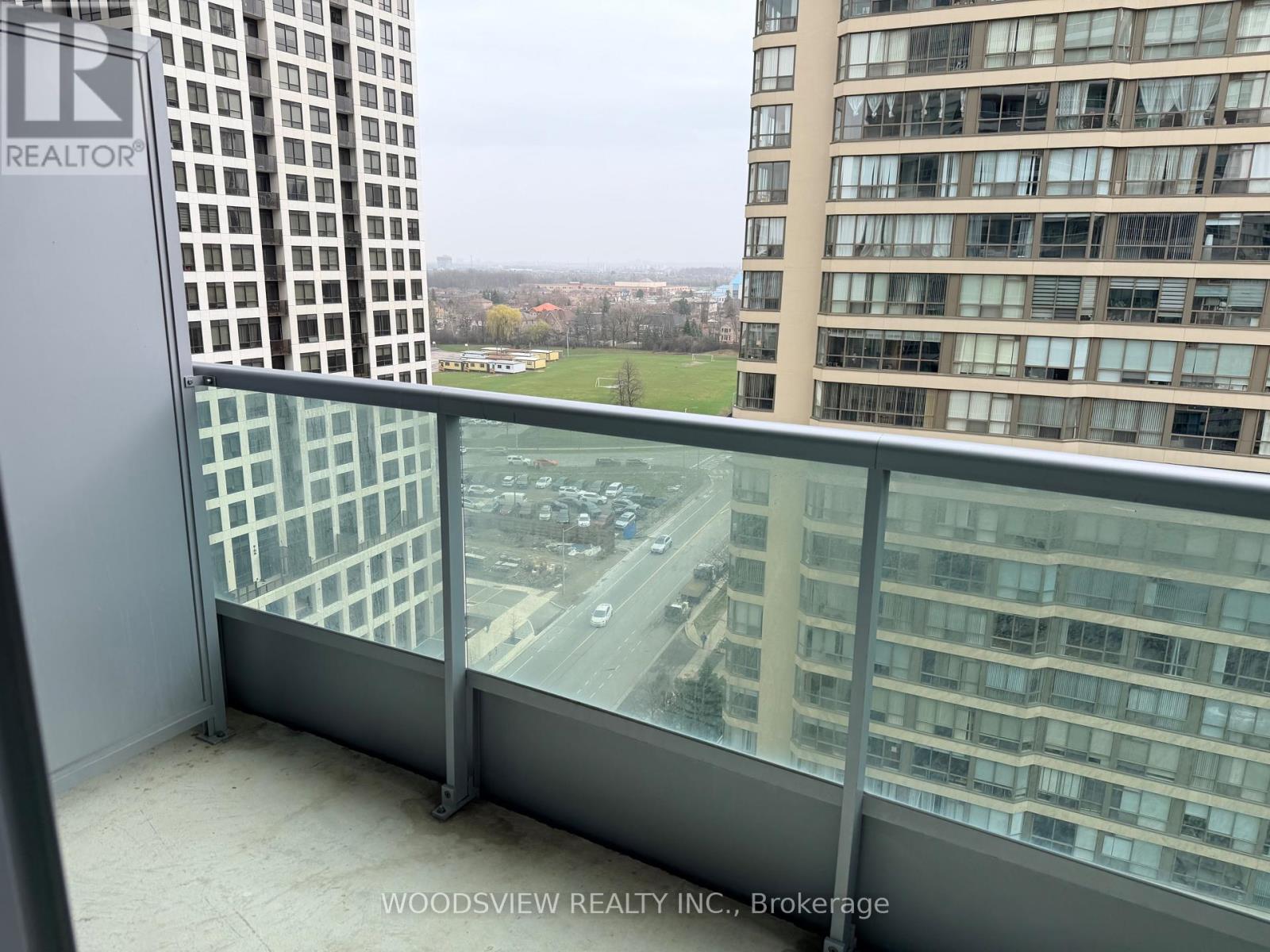 1605 - 33 Elm Drive, Mississauga, Ontario  L5B 4M2 - Photo 26 - W12992420