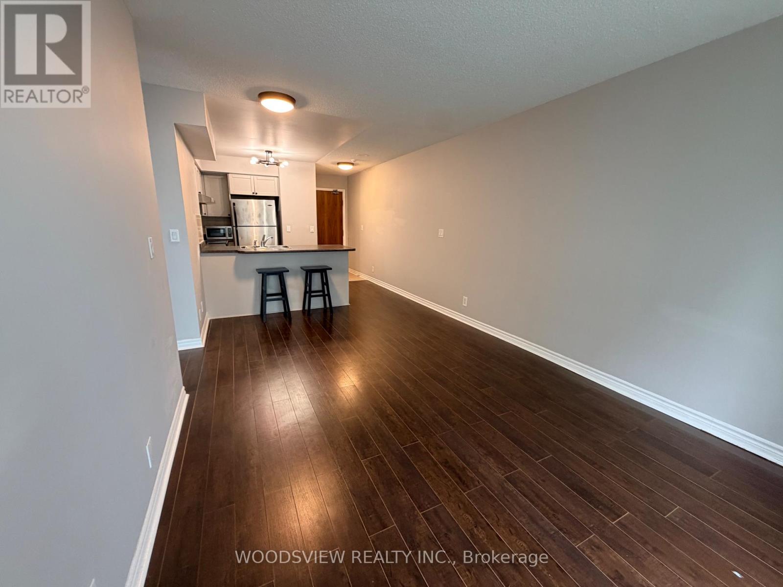 1605 - 33 Elm Drive, Mississauga, Ontario  L5B 4M2 - Photo 11 - W12992420