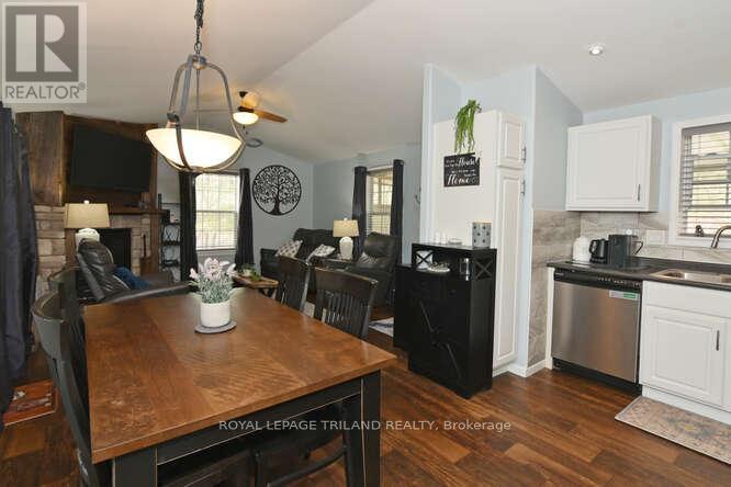 18 - 9826 Northville Crescent, Lambton Shores, Ontario  N0M 2N0 - Photo 12 - X13003144