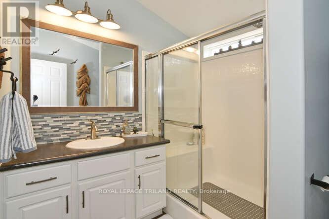 18 - 9826 Northville Crescent, Lambton Shores, Ontario  N0M 2N0 - Photo 16 - X13003144