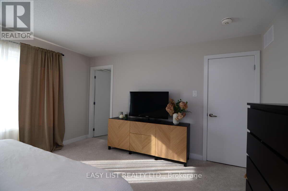 776 Eminence Street, Ottawa, Ontario  K2J 6X6 - Photo 8 - X12767846