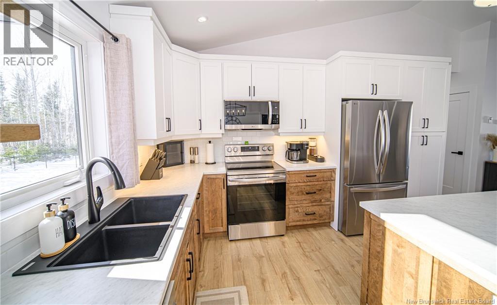 37 Berry Drive, Rusagonis, New Brunswick  E3B 0V9 - Photo 9 - NB134091