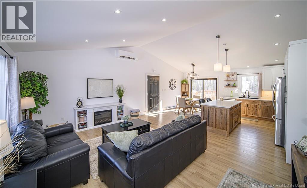 37 Berry Drive, Rusagonis, New Brunswick  E3B 0V9 - Photo 6 - NB134091