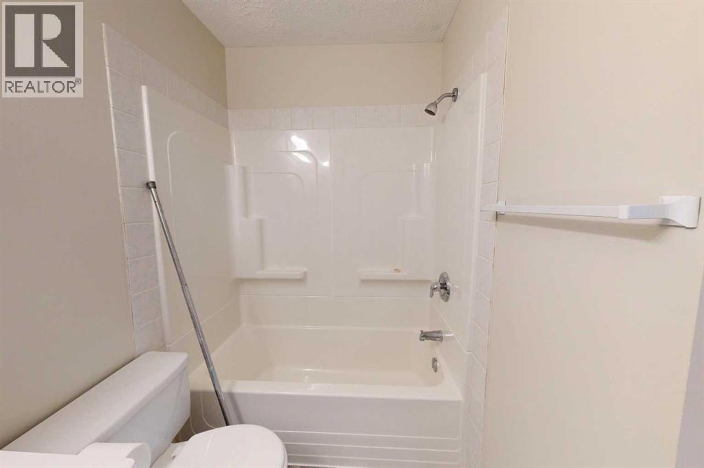 206, 4714a 49 Street, Stettler, Alberta T0C 2L2 - Photo 16 - A2275987