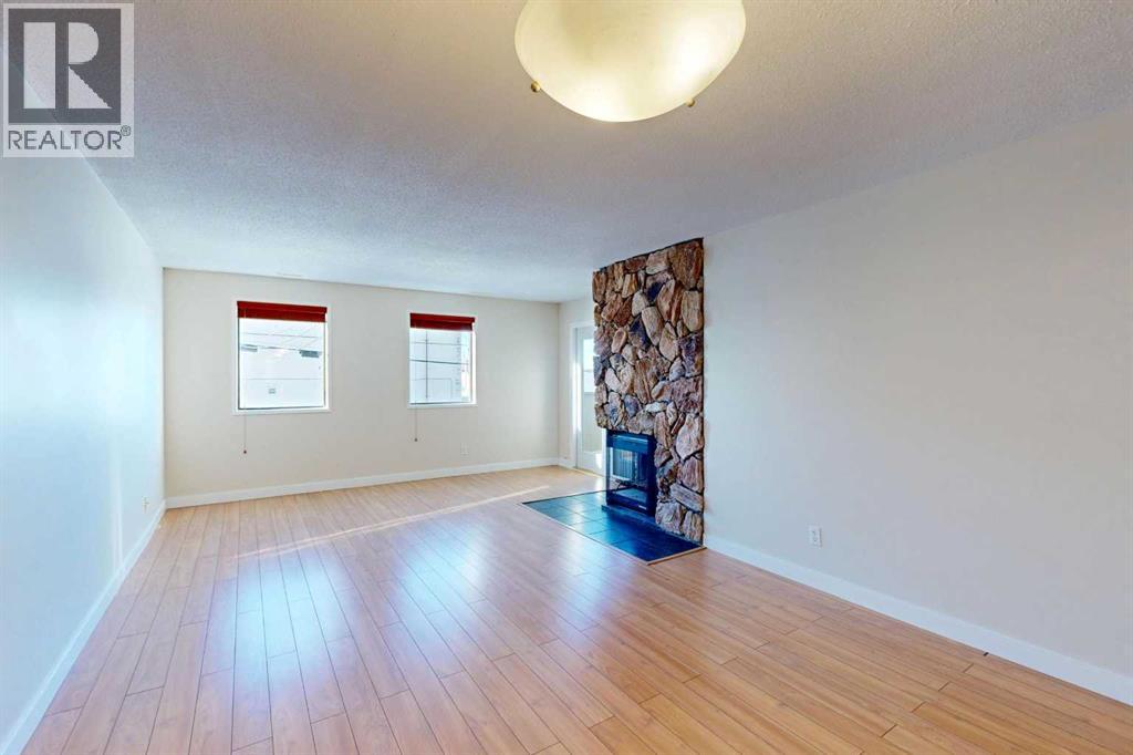 206, 4714a 49 Street, Stettler, Alberta T0C 2L2 - Photo 5 - A2275987