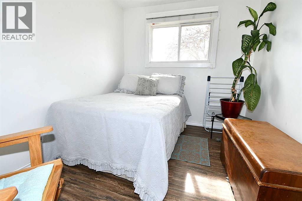 326 3 Avenue, Bassano, Alberta  T0J 0B0 - Photo 14 - A2294240