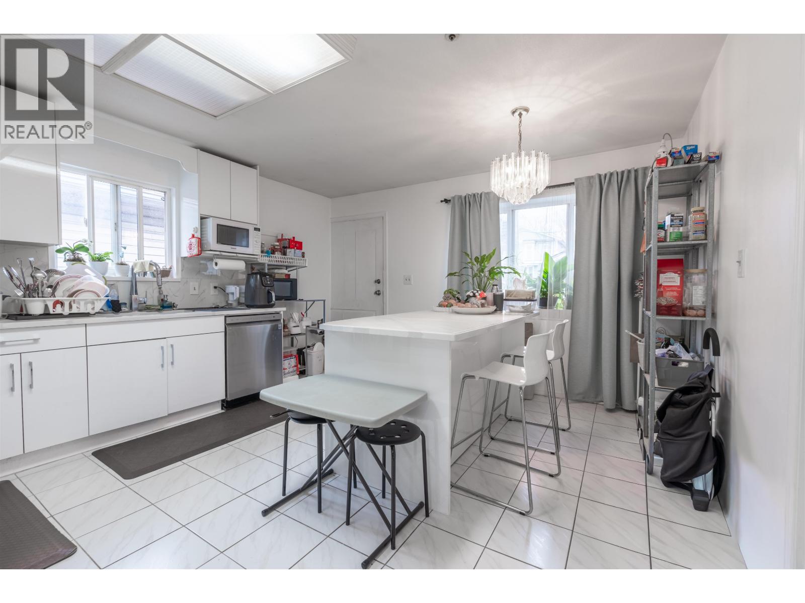 3681 Adanac Street, Vancouver, British Columbia  V5K 2P7 - Photo 13 - R3111380