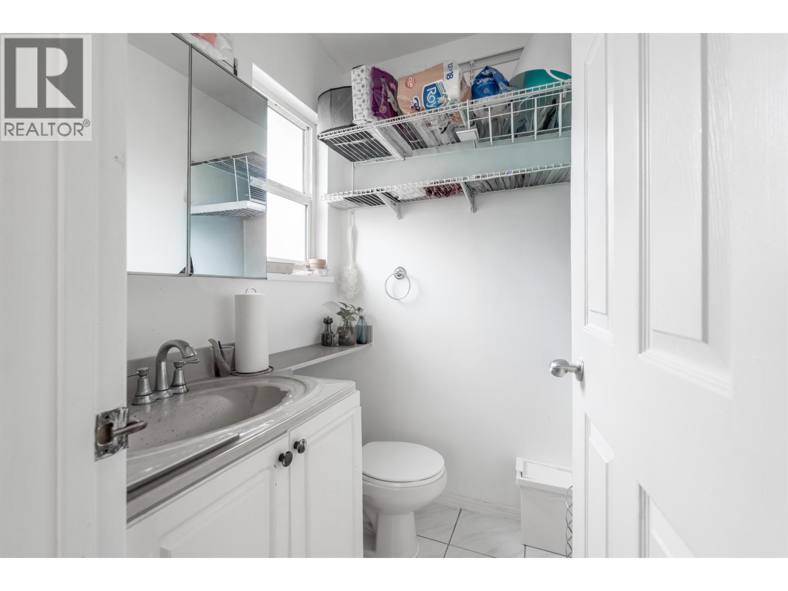 3681 Adanac Street, Vancouver, British Columbia  V5K 2P7 - Photo 14 - R3111380