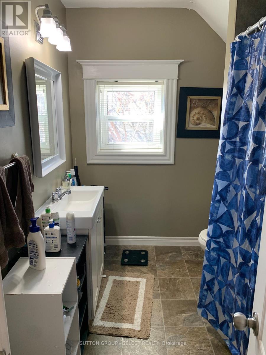 7 Summit Avenue, London North, Ontario  N6H 2G5 - Photo 15 - X13004124