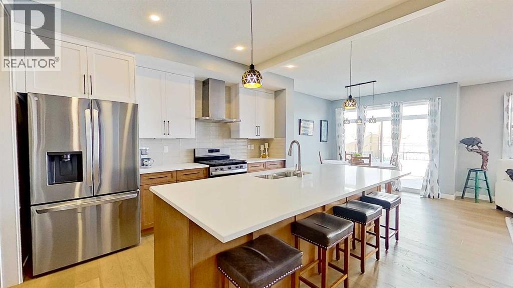 163 Sundown Crescent, Cochrane, Alberta  T4C 2A6 - Photo 3 - A2294098