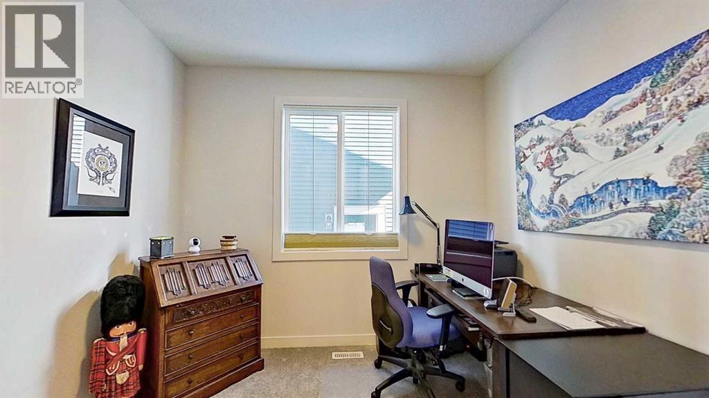 163 Sundown Crescent, Cochrane, Alberta  T4C 2A6 - Photo 12 - A2294098