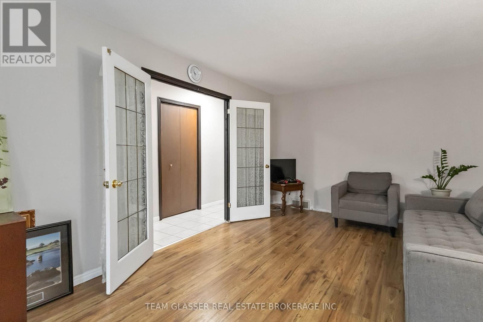 1082 Lawson Road, London North, Ontario  N6G 2X9 - Photo 6 - X13004250