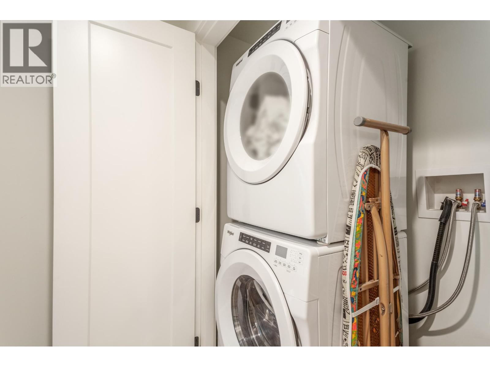 6 237 Ridgeway Avenue, North Vancouver, British Columbia  V7L 0H6 - Photo 15 - R3105725