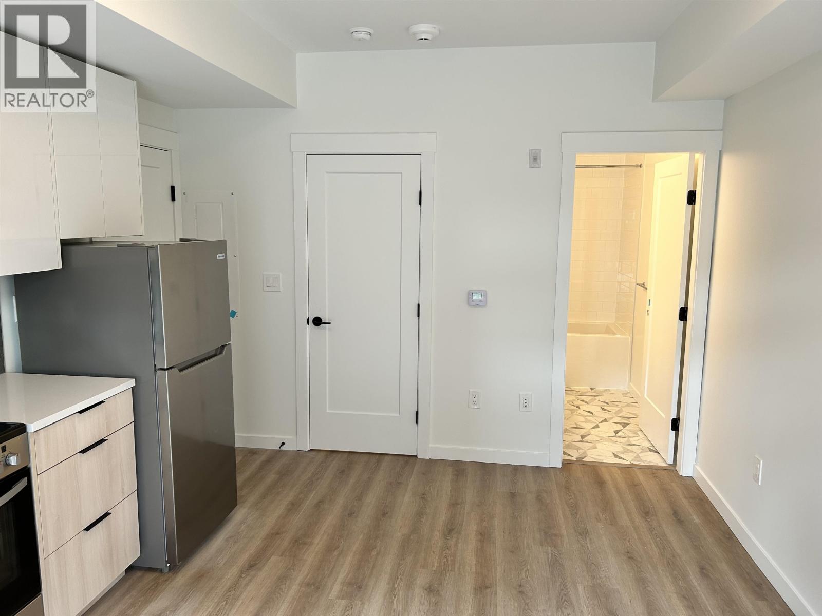 6 237 Ridgeway Avenue, North Vancouver, British Columbia  V7L 0H6 - Photo 25 - R3105725