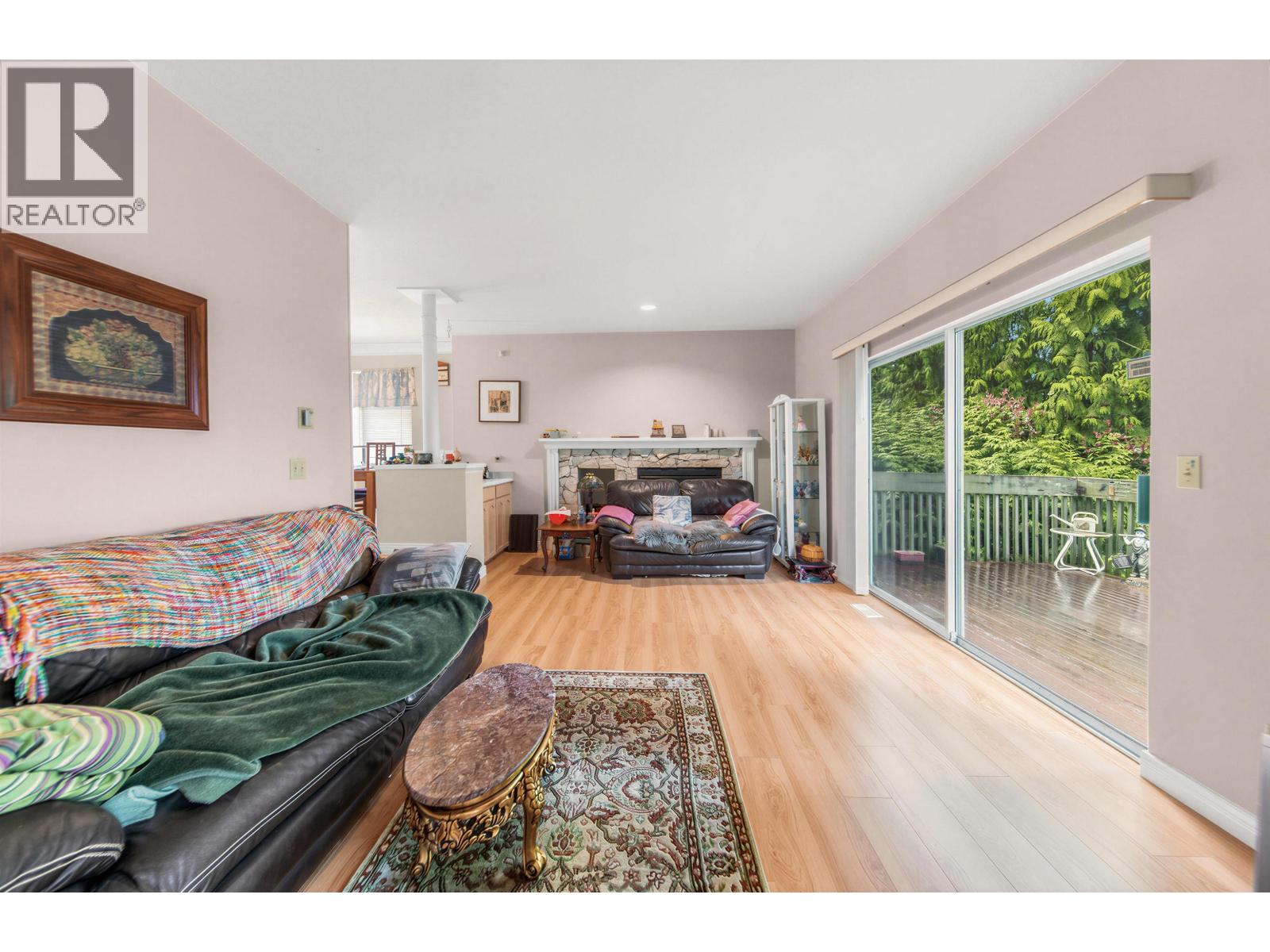 2974 Delahaye Drive, Coquitlam, British Columbia  V3B 6Z3 - Photo 3 - R3109534