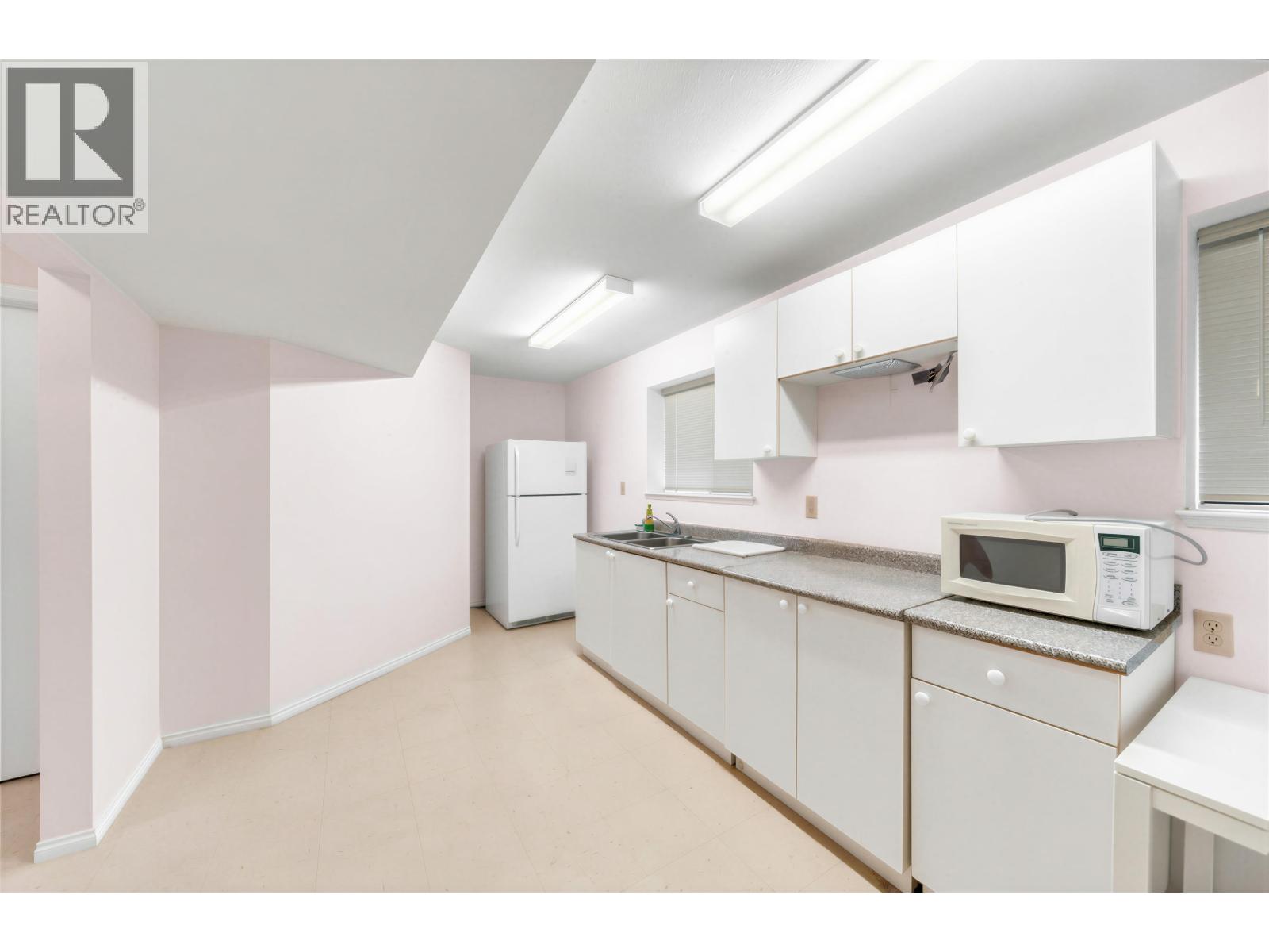 2974 Delahaye Drive, Coquitlam, British Columbia  V3B 6Z3 - Photo 15 - R3109534