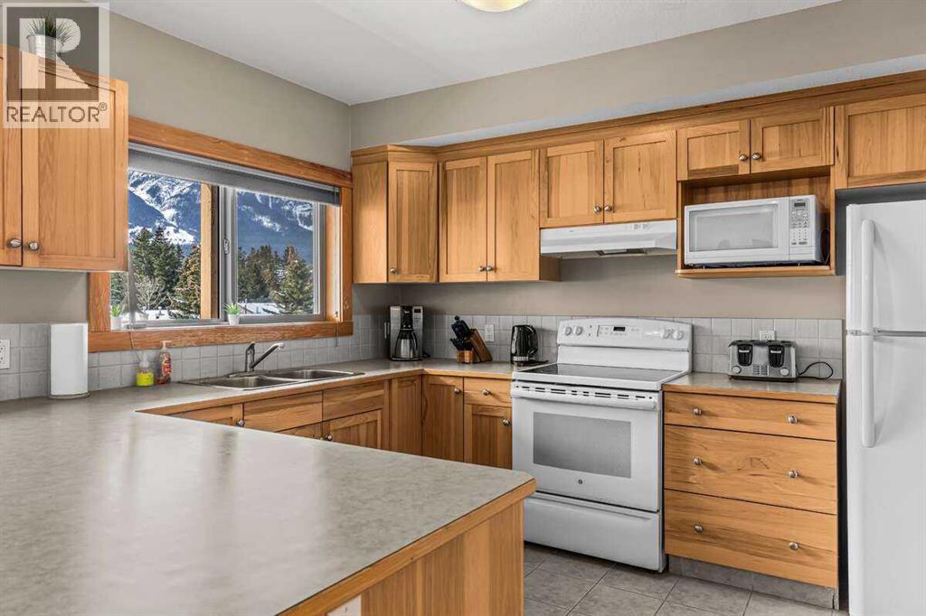 300, 1140 Railway Avenue, Canmore, Alberta  T1W 1P4 - Photo 7 - A2299405