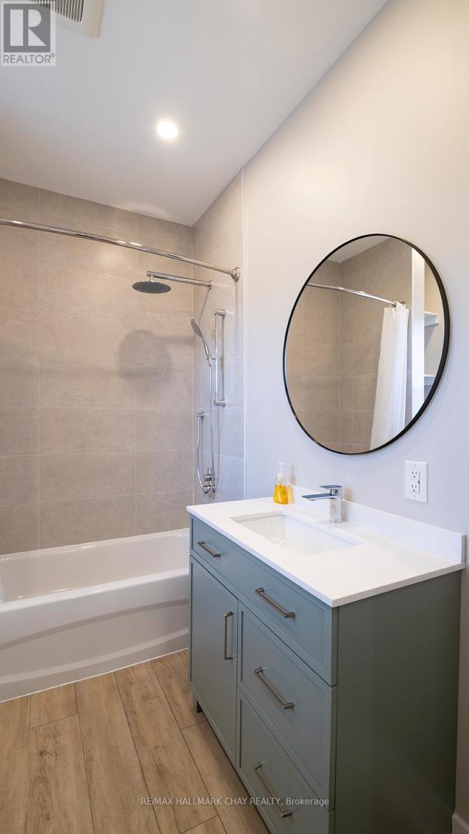 Apt#2 - 14 Queen Street, Innisfil, Ontario  L0L 1L0 - Photo 10 - N12870548