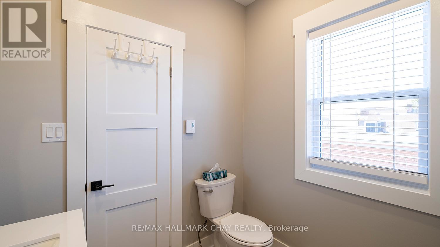 Apt#2 - 14 Queen Street, Innisfil, Ontario  L0L 1L0 - Photo 12 - N12870548