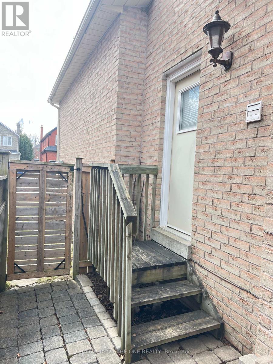 246 Corner Ridge Road, Aurora, Ontario  L4G 6L6 - Photo 46 - N12879970