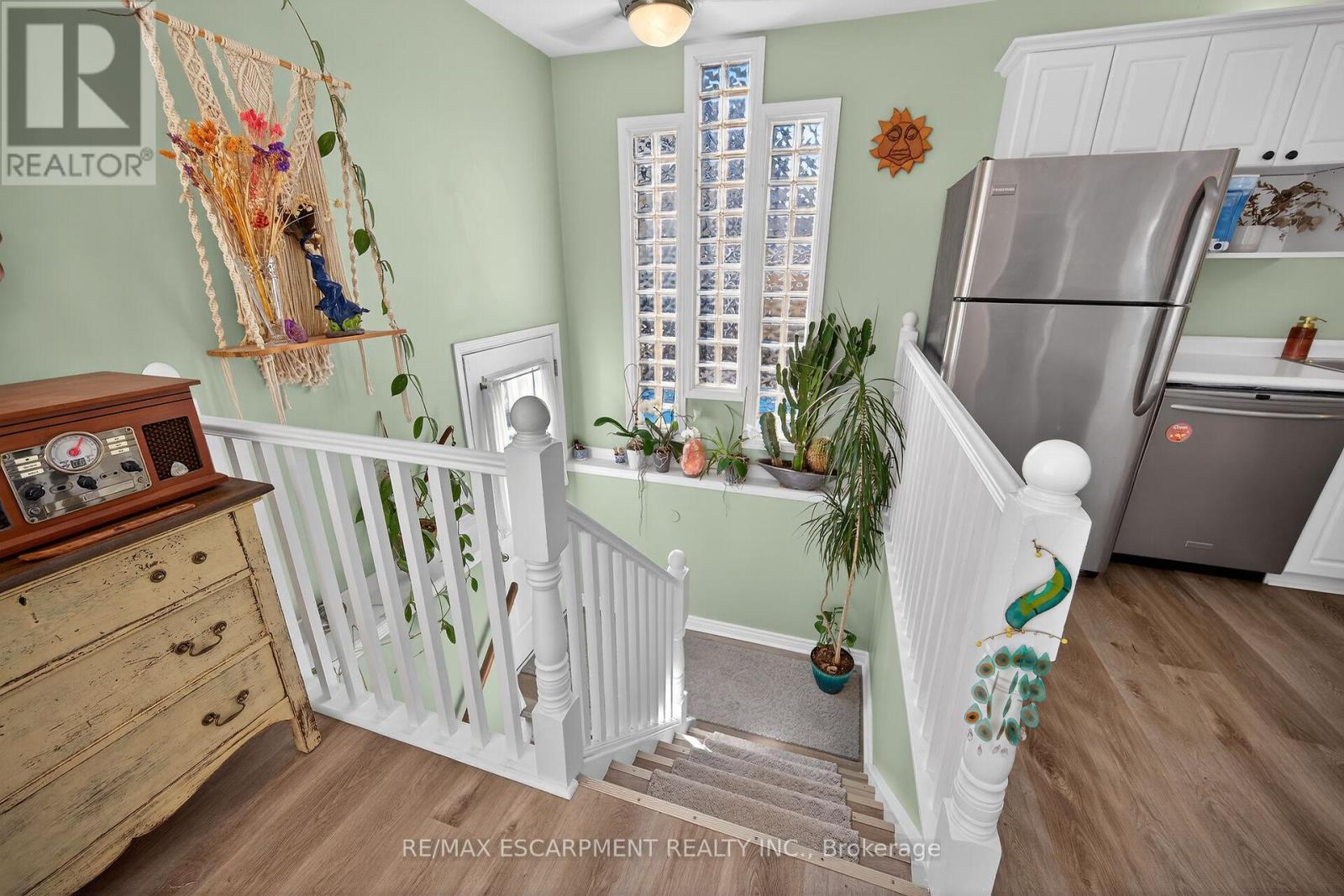 16 Wilcox Drive, Haldimand, Ontario  N0A 1L0 - Photo 17 - X12932124