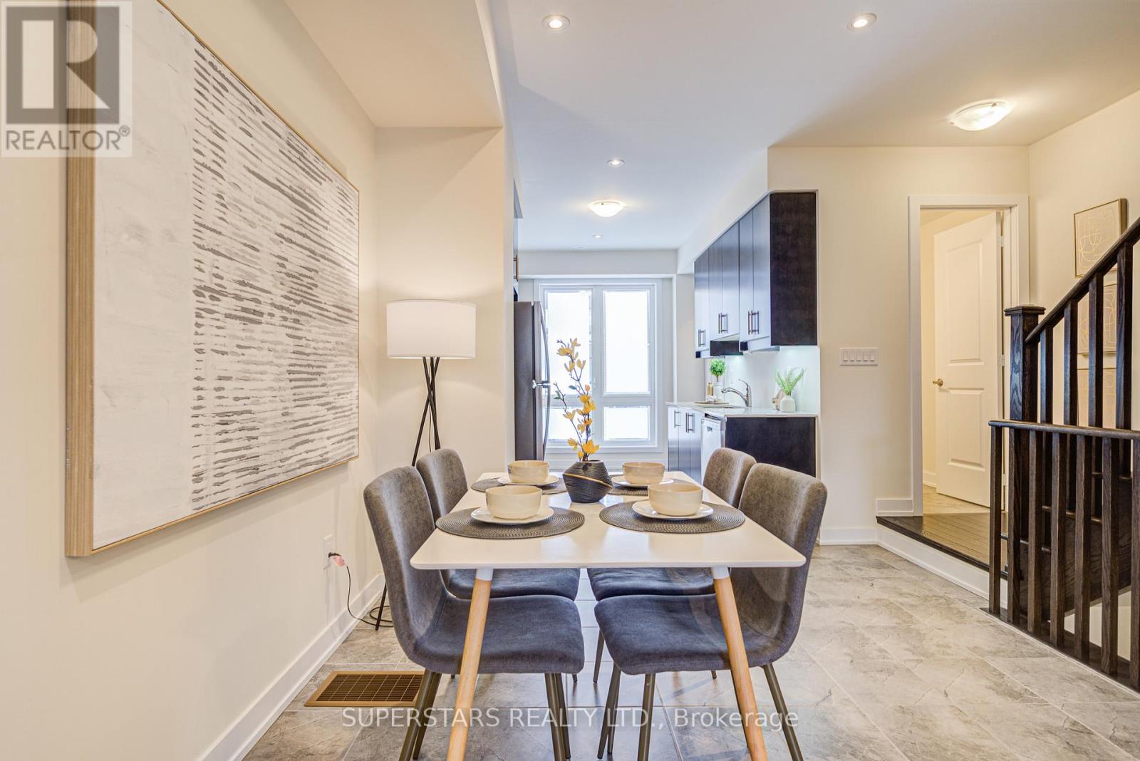 100 Stauffer Crescent, Markham, Ontario  L6B 1R1 - Photo 7 - N12992206