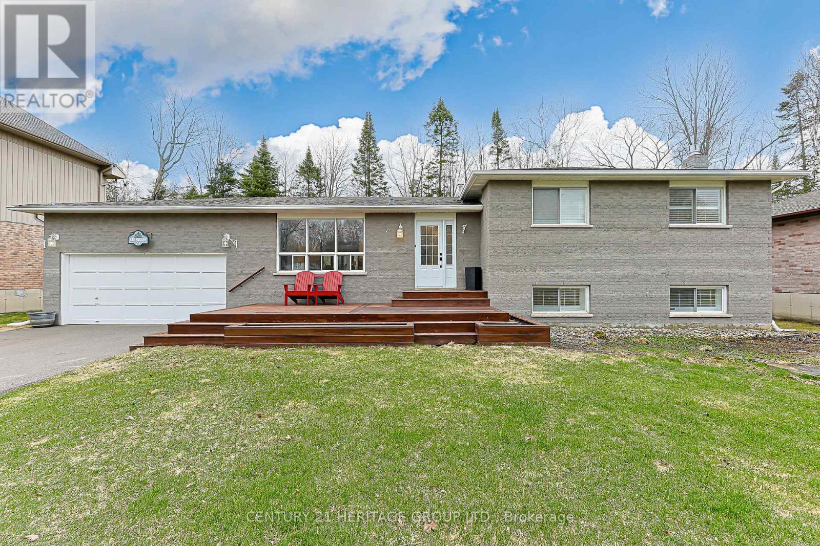 23 Amberglen Court, East Gwillimbury, Ontario  L9N 1J6 - Photo 2 - N13002502