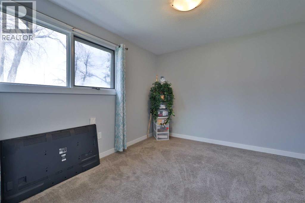 28 E 100 S, Raymond, Alberta  T0K 2S0 - Photo 28 - A2301979